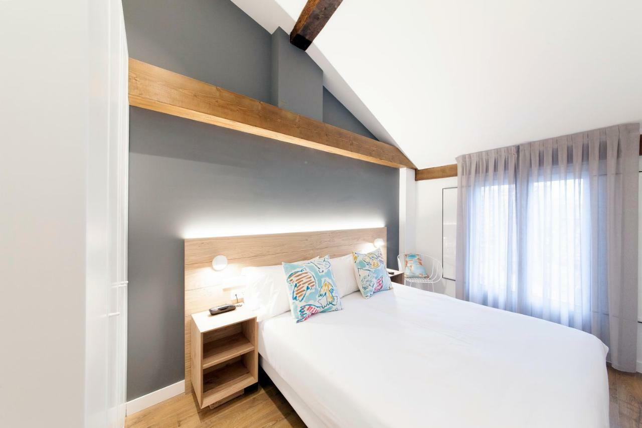 Antique Pamplona Tres Reyes Apartments 外观 照片